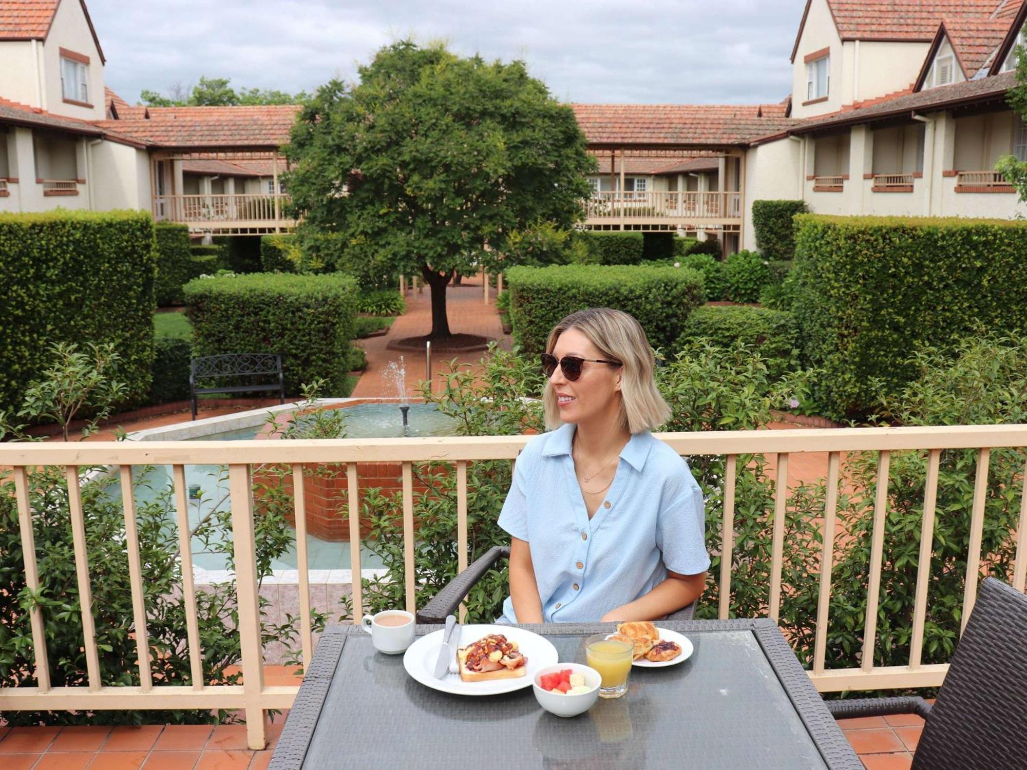 Mercure Canberra Camberra Exterior foto