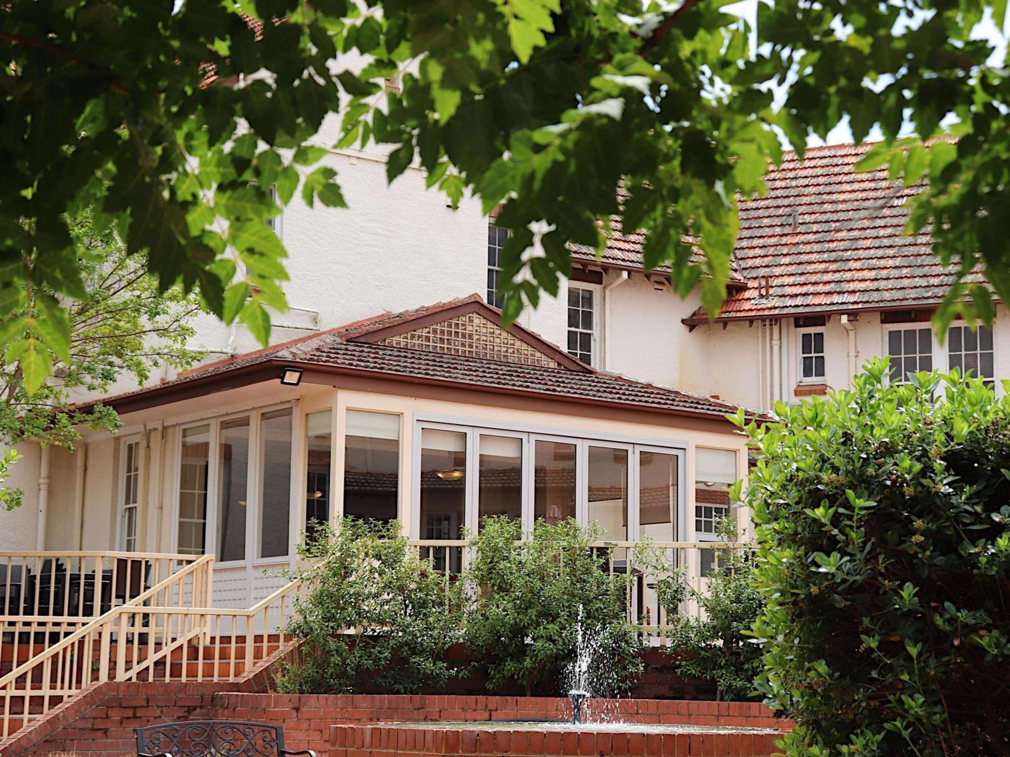 Mercure Canberra Camberra Exterior foto